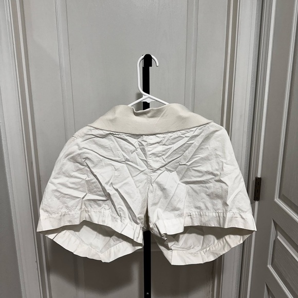 Liz Lange Pants - Liz Lange maternity xxl white stretchy shorts